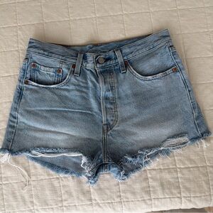Levi’s 501 shorts